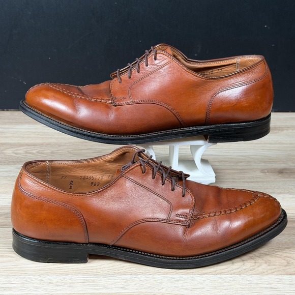 Alden Shoes Mens 11 Brown Leather Derby Split Toe Goodyear Welt 962 Made in USA